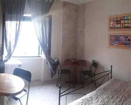 Dioscuri Townhouse 3* Фьюмичино