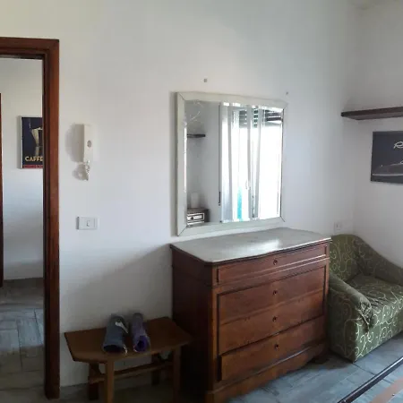 Dioscuri Townhouse