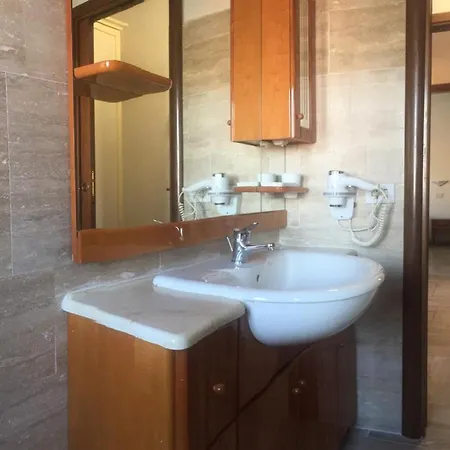 Dioscuri Townhouse Отель типа 