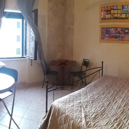 Dioscuri Townhouse 3*
