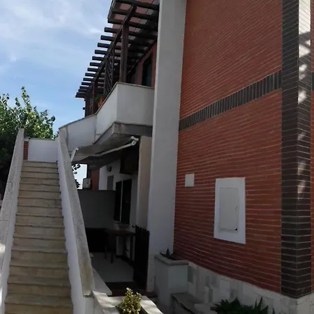 Dioscuri Townhouse 3*